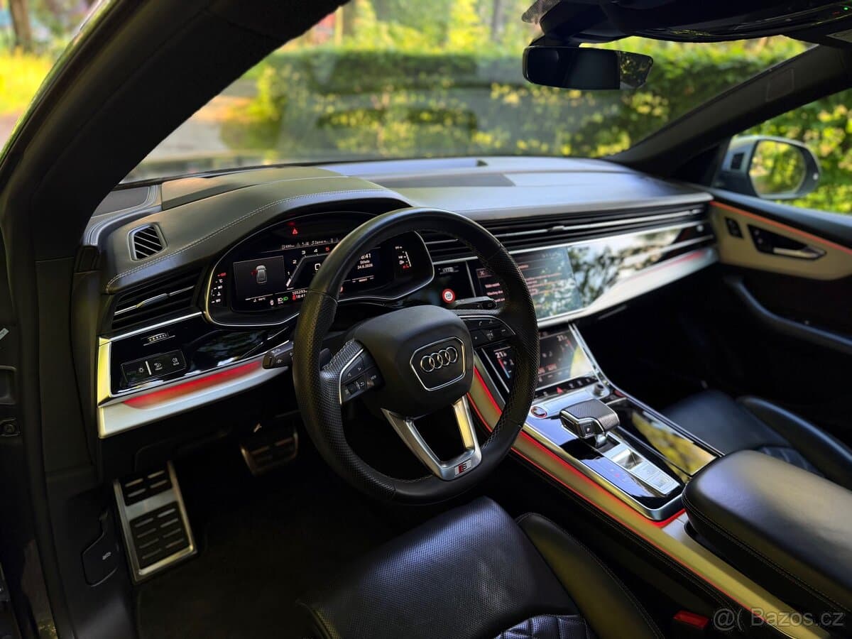 Audi SQ8 - 7
