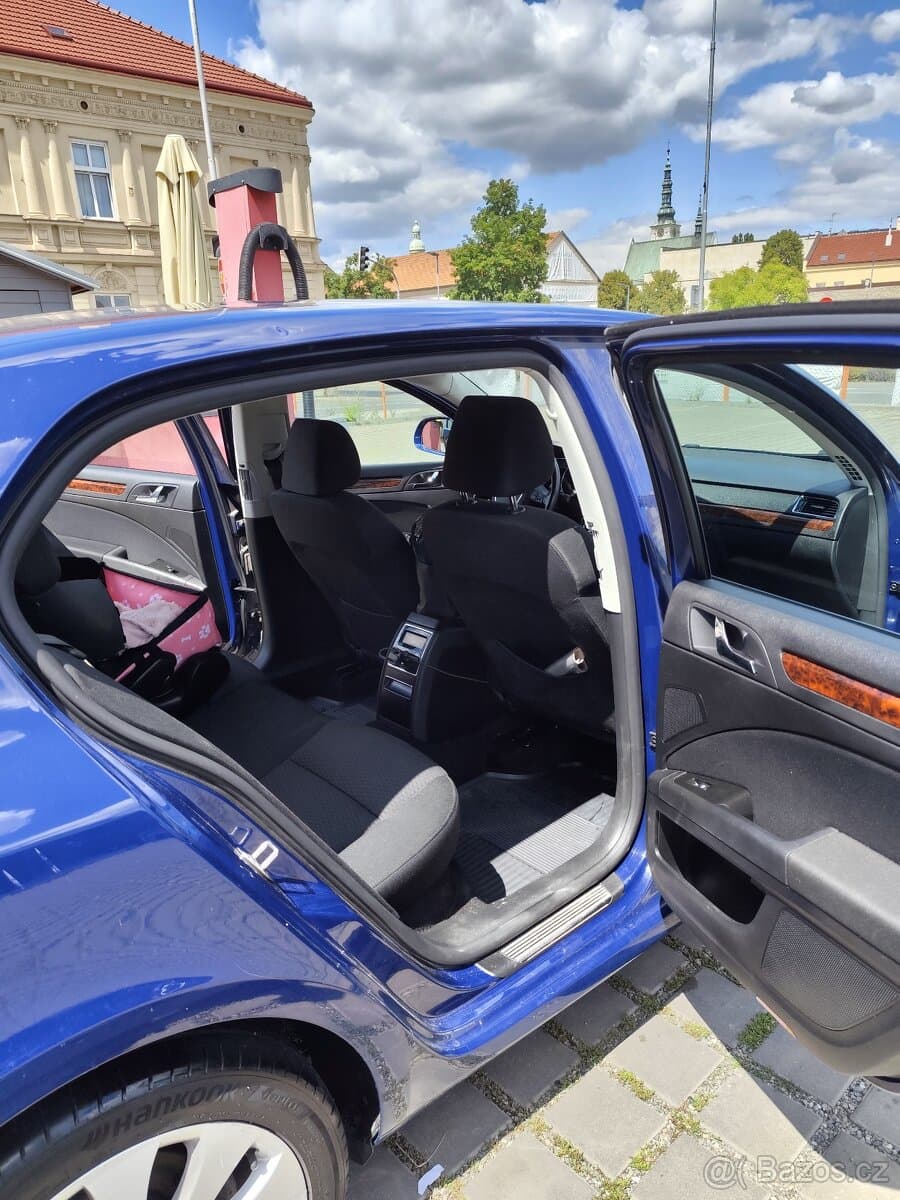 2010 Škoda SUPERB - 7