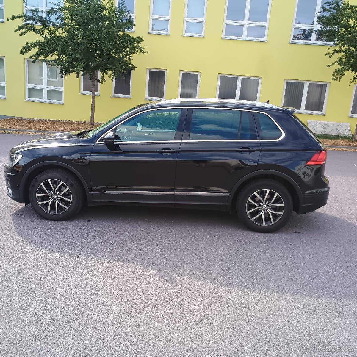 2017 Volkswagen TIGUAN - 7