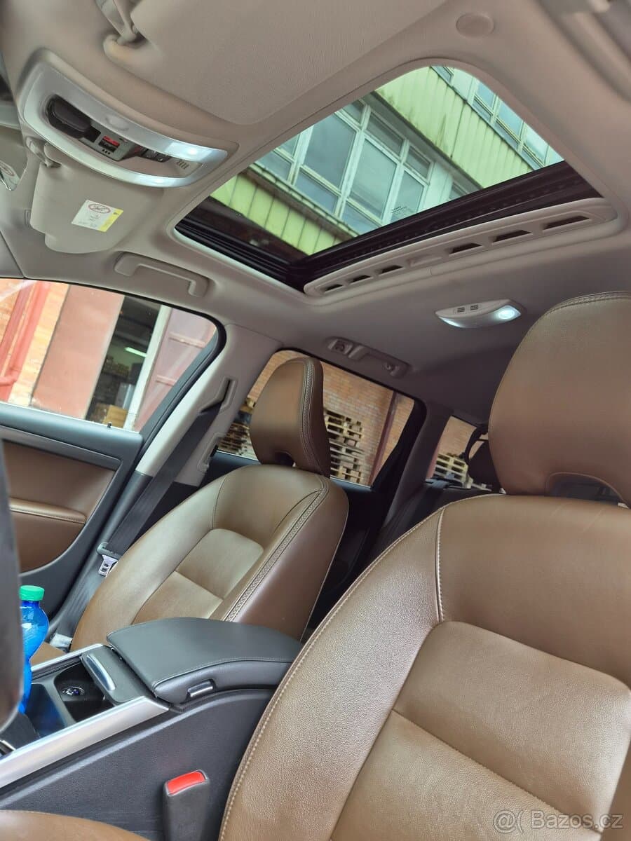Volvo XC70 - 7