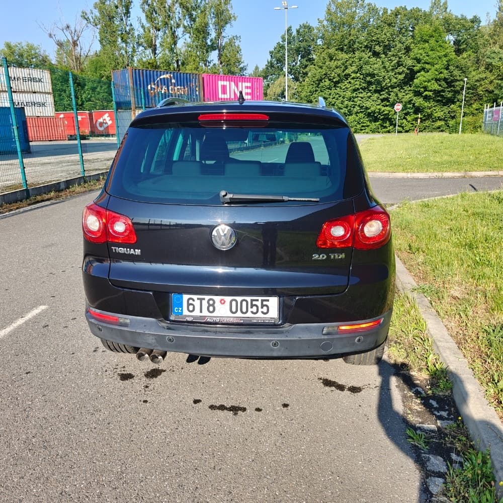 2010 Volkswagen TIGUAN - 7