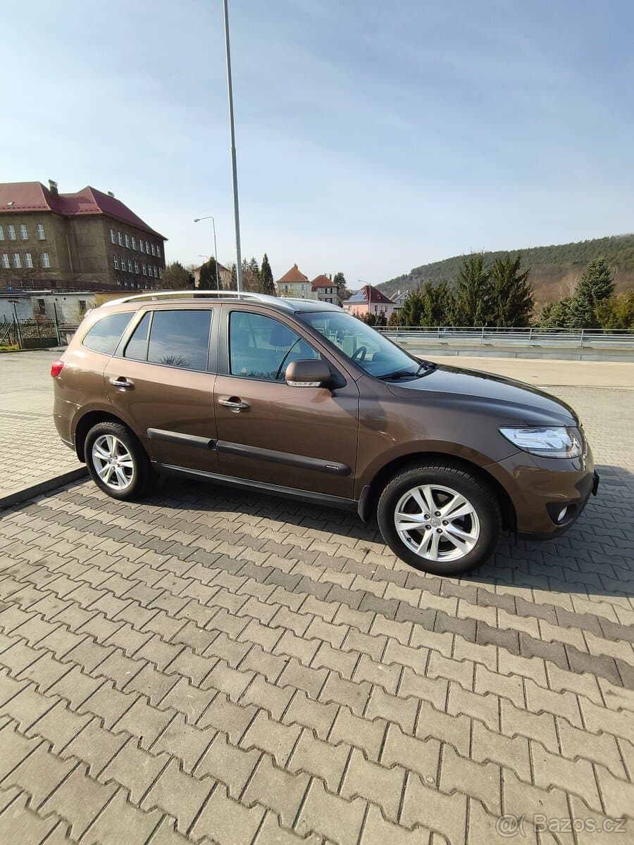 2012 Hyundai SANTA FE - 7