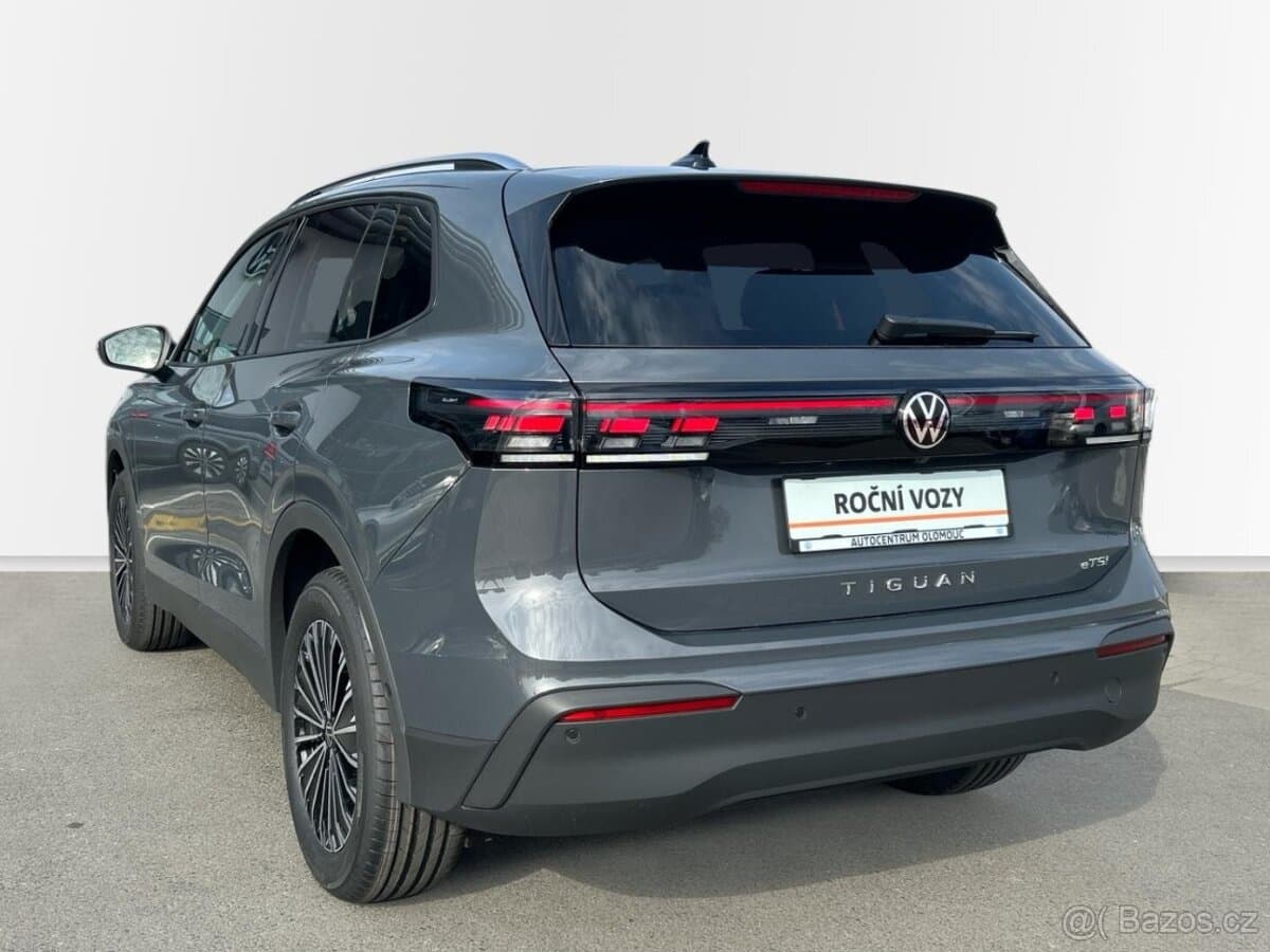 Volkswagen TIGUAN - 7