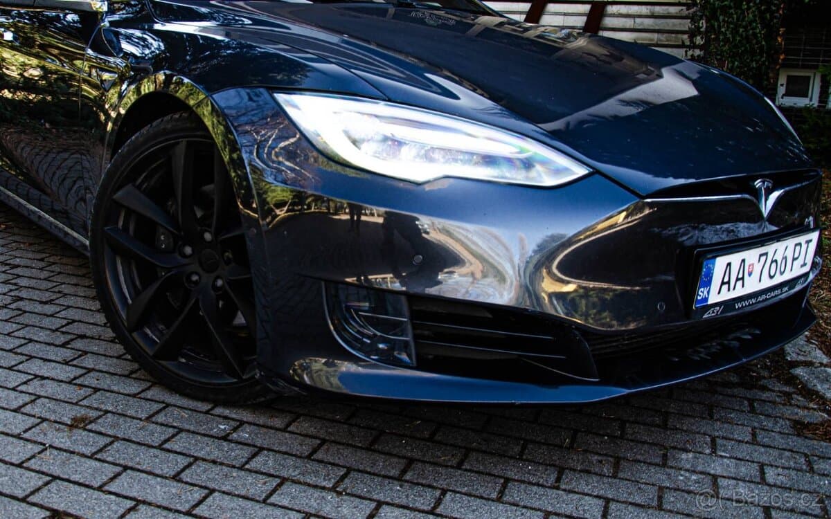 2017 Tesla MODEL S - 7