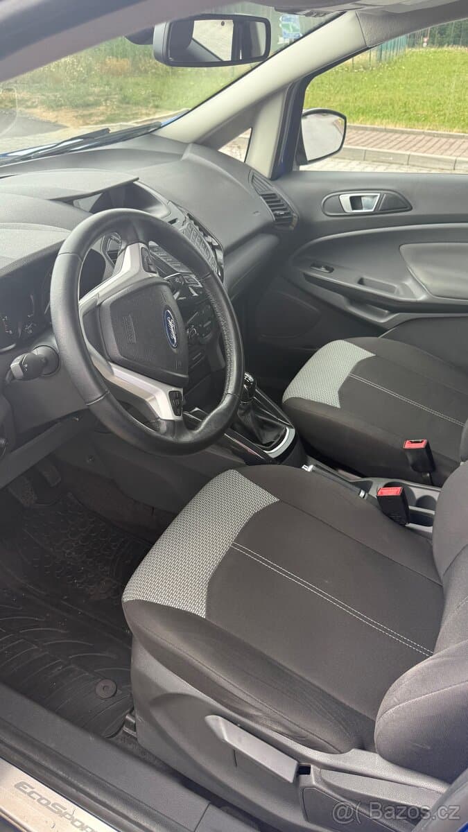 Ford ECOSPORT - 7