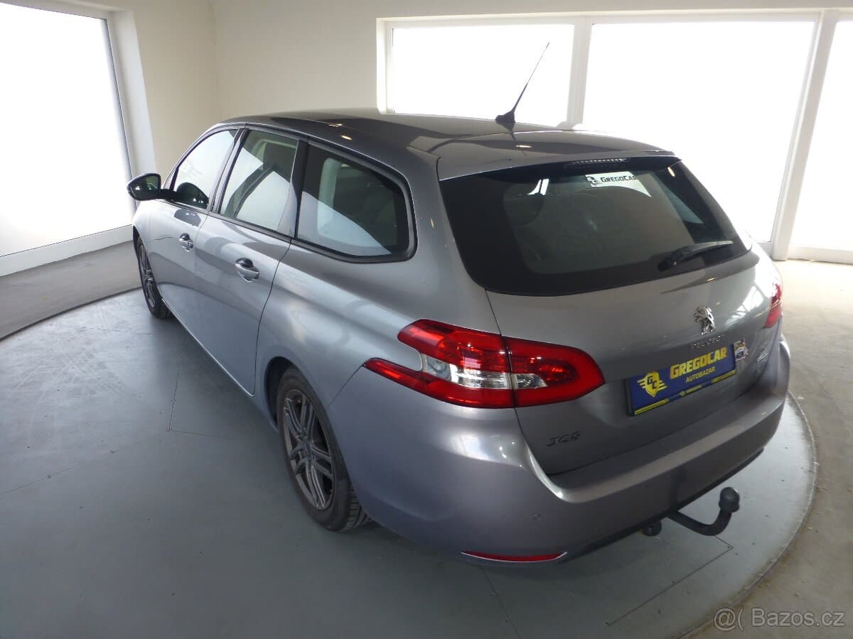 2016 Peugeot 308 - 7