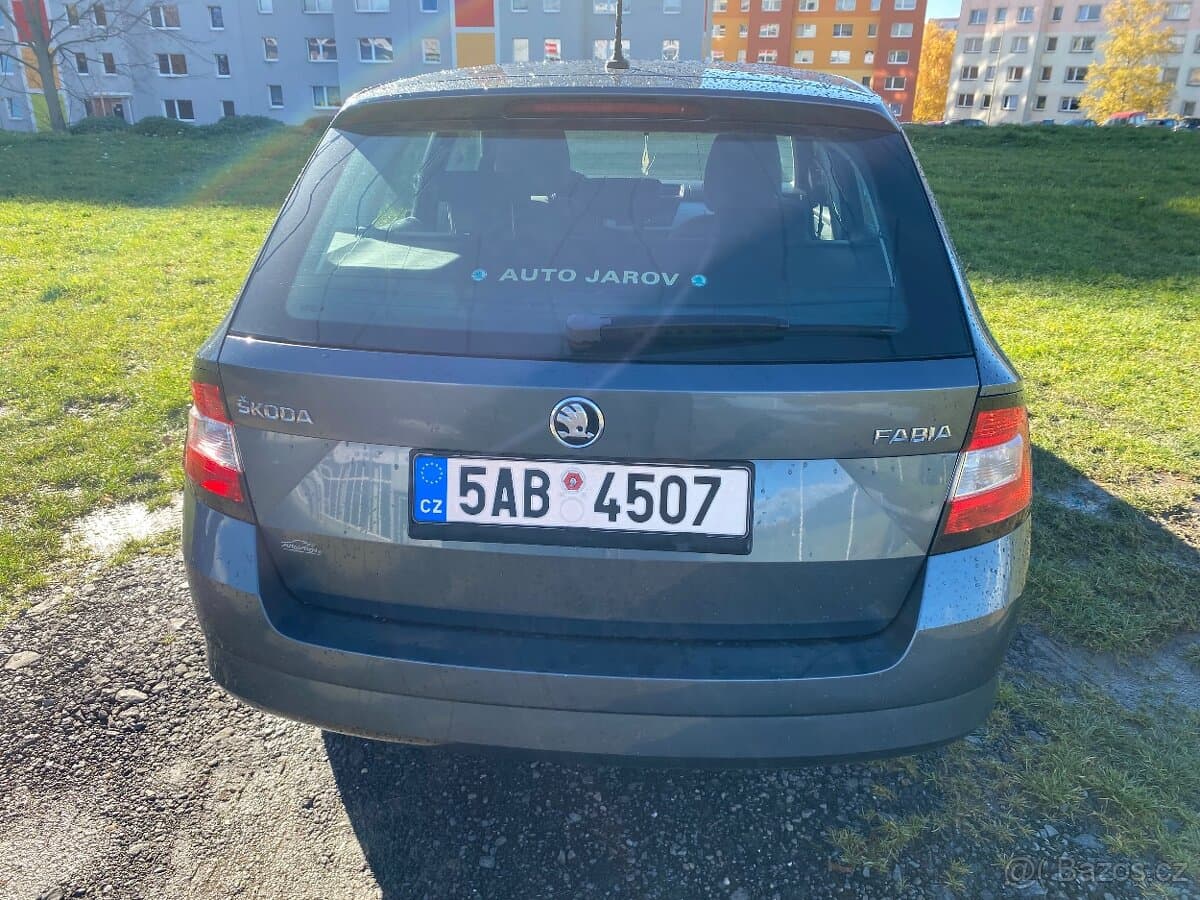 2015 Škoda FABIA - 7