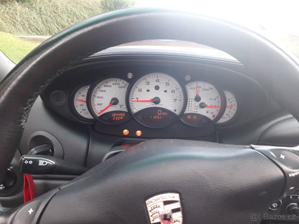 1999 Porsche 911 - 7