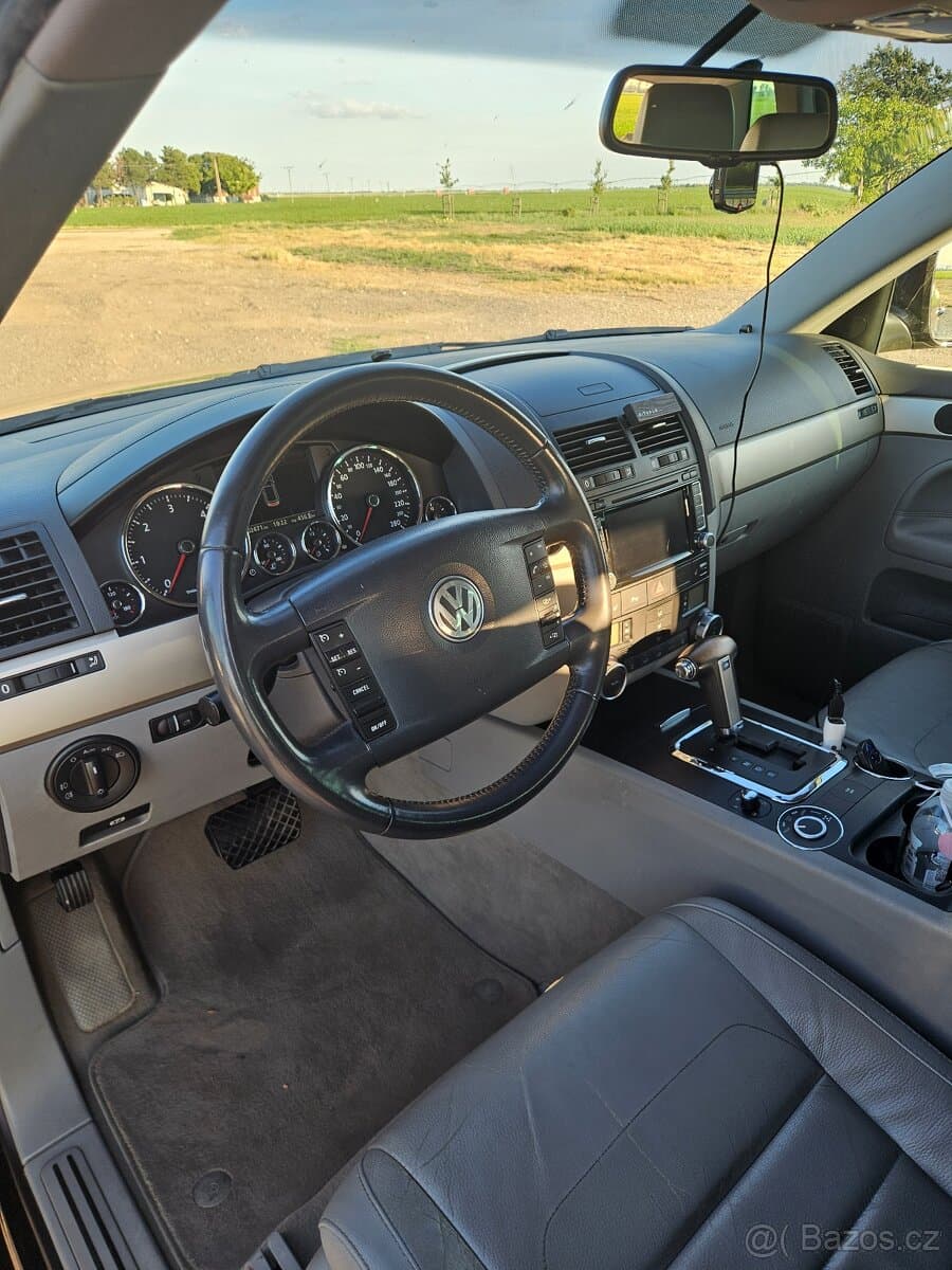 2009 Volkswagen TOUAREG - 7