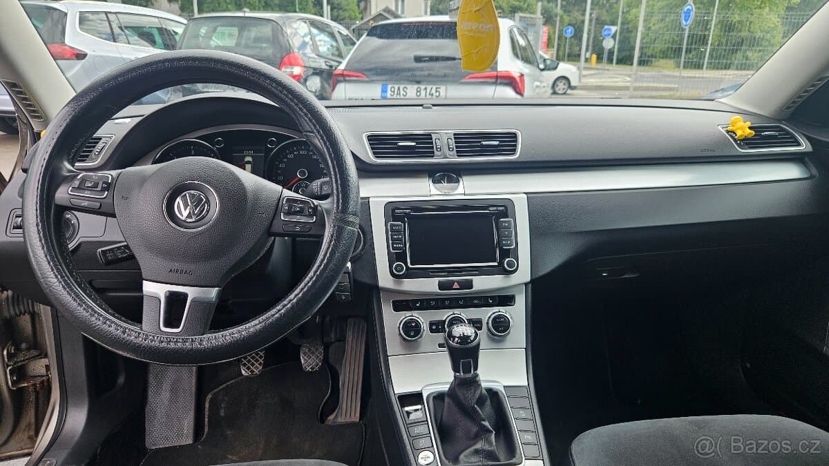 2013 Volkswagen PASSAT - 7