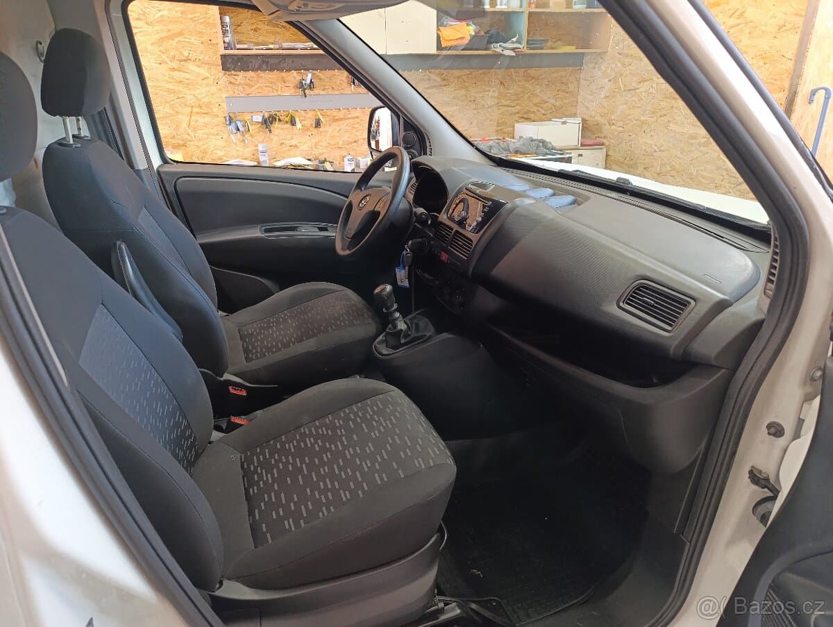 2018 Opel COMBO - 7