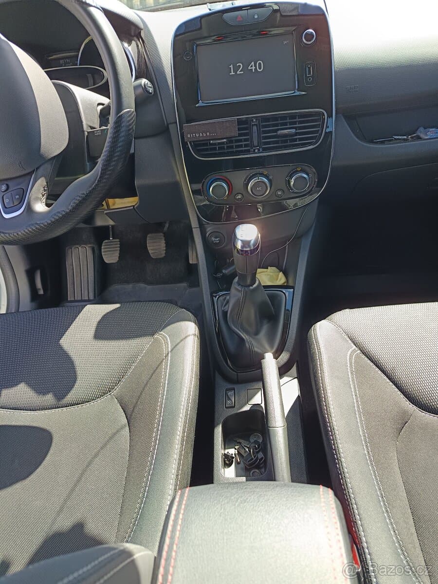 2017 Renault CLIO - 7
