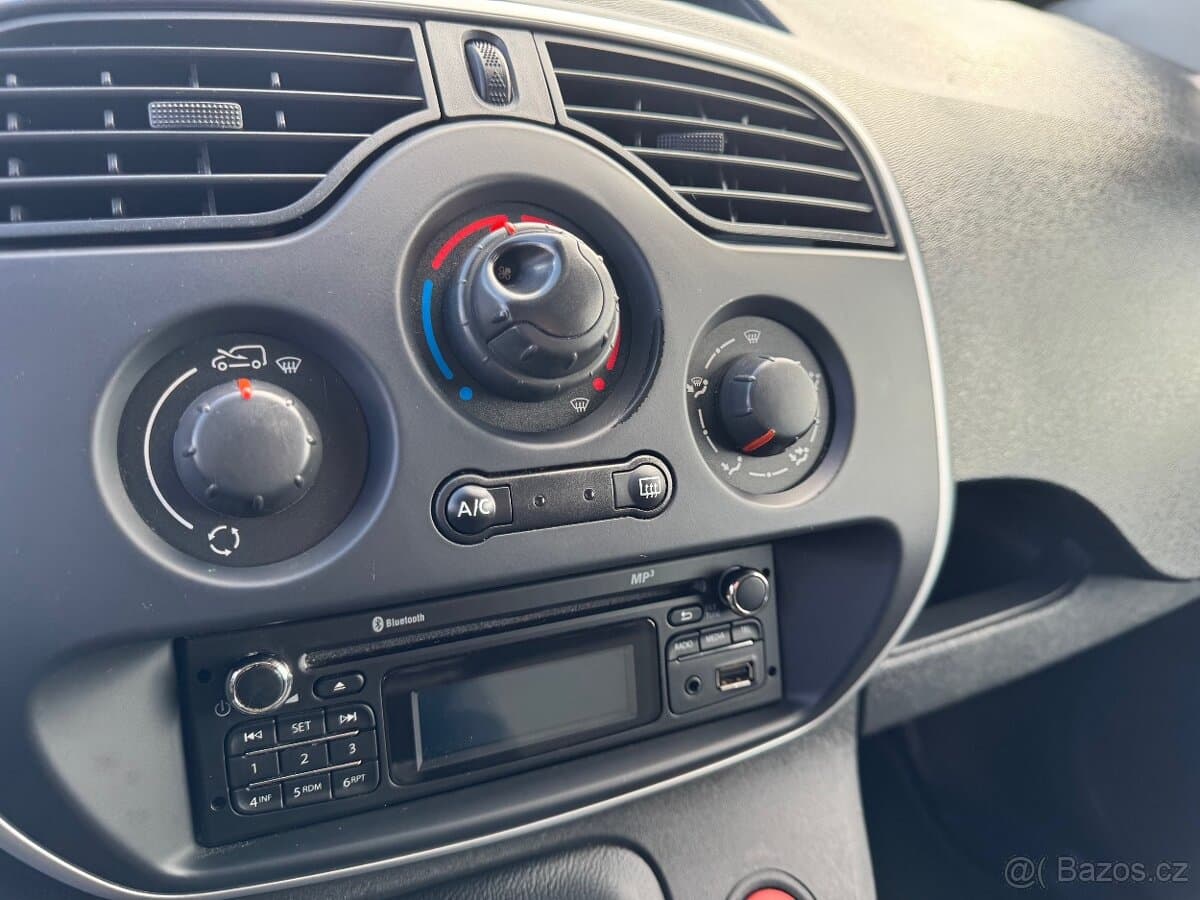 2017 Renault KANGOO - 7