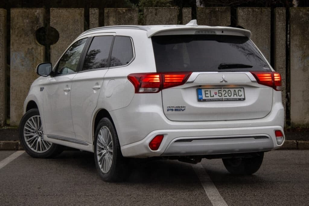 2021 Mitsubishi OUTLANDER - 7