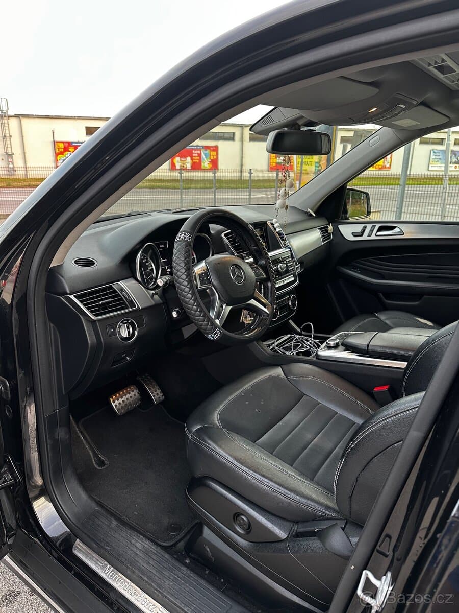 2011 Mercedes-Benz M-CLASS - 7