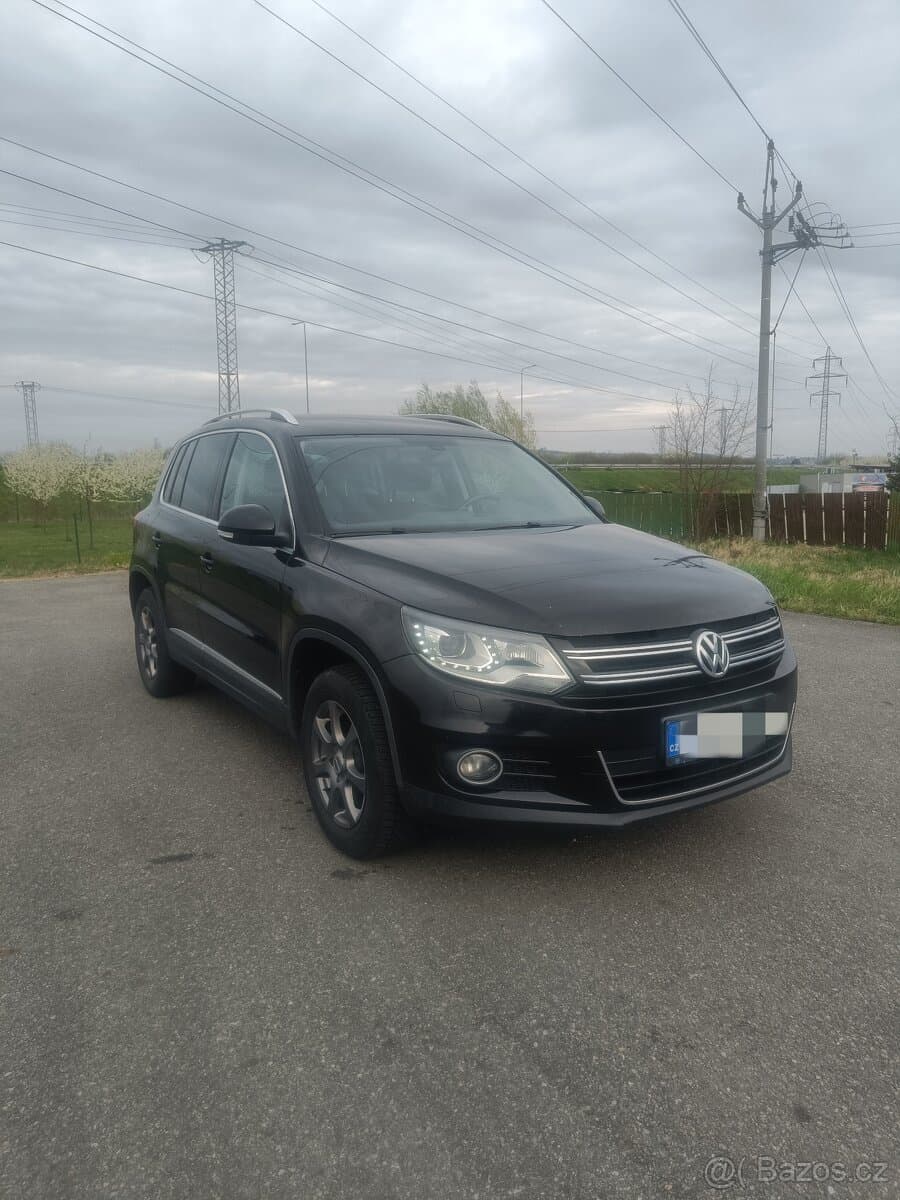 2012 Volkswagen TIGUAN - 7