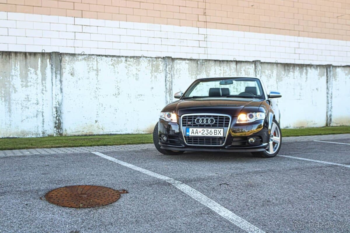 2006 Audi S4 - 7