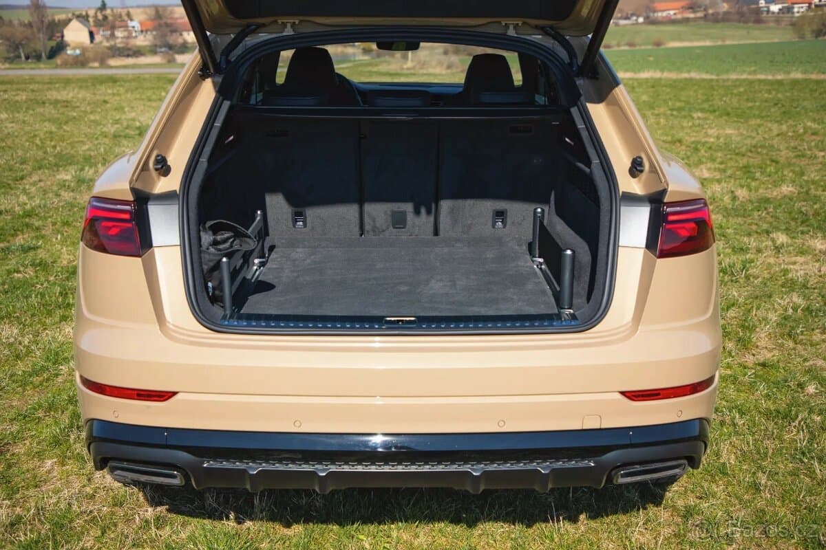 Audi Q8 - 7