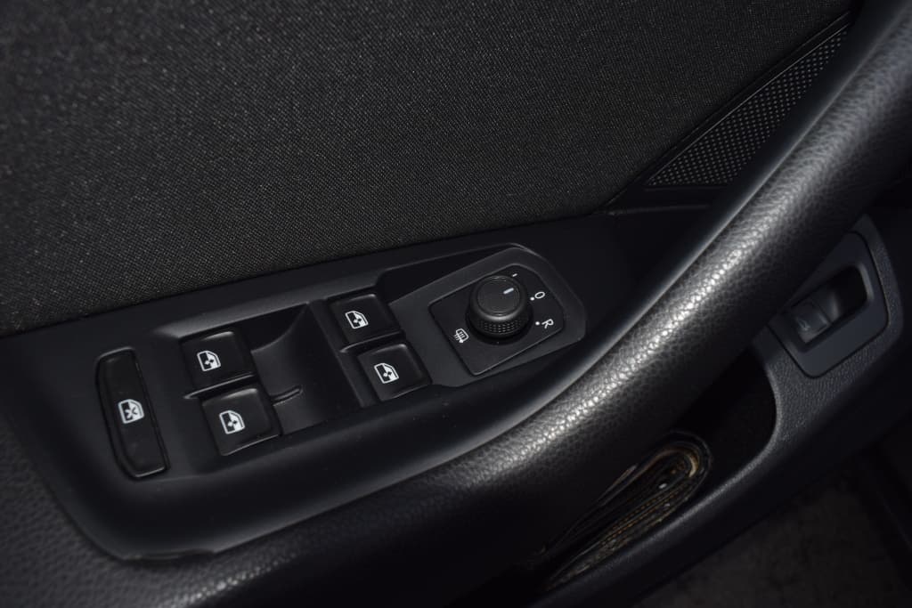 2015 Volkswagen PASSAT - 7