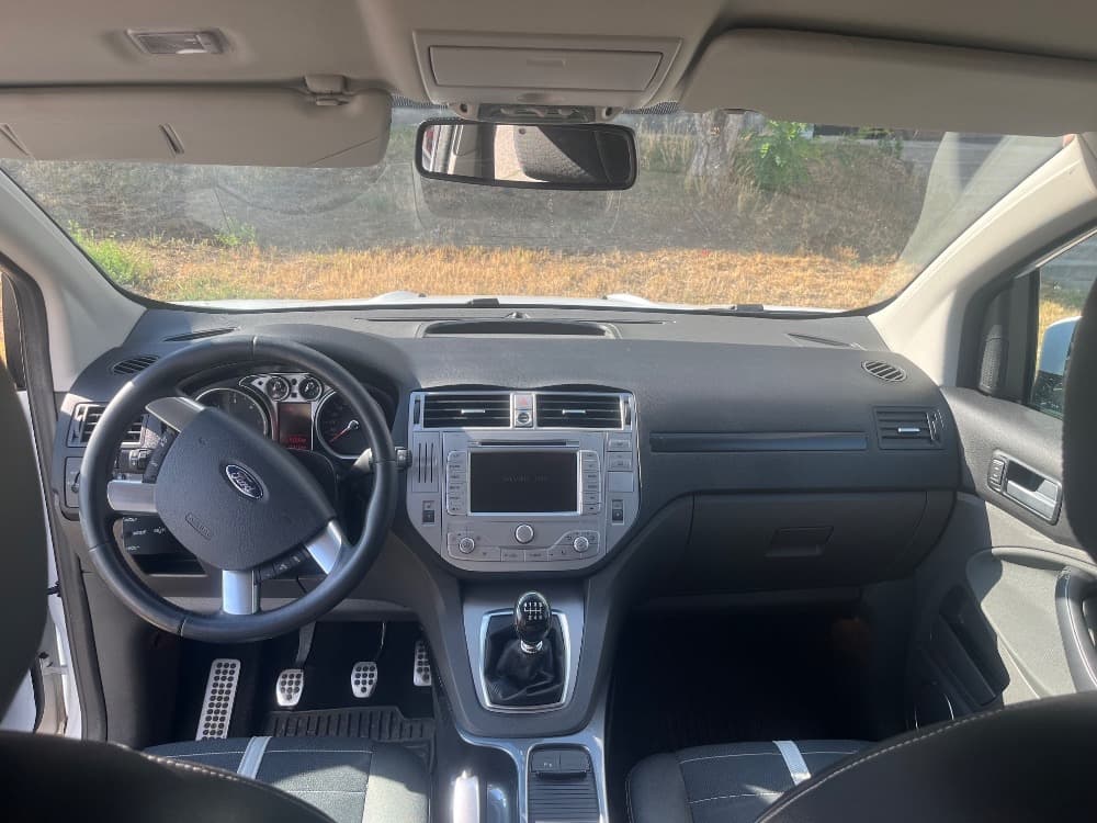 2011 Ford KUGA - 7