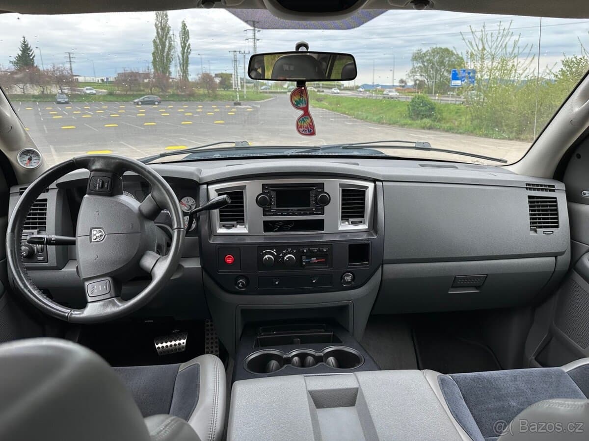 2006 Dodge RAM - 7