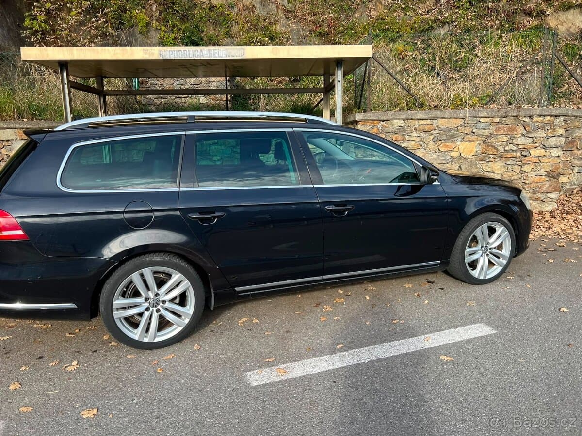2013 Volkswagen PASSAT - 7