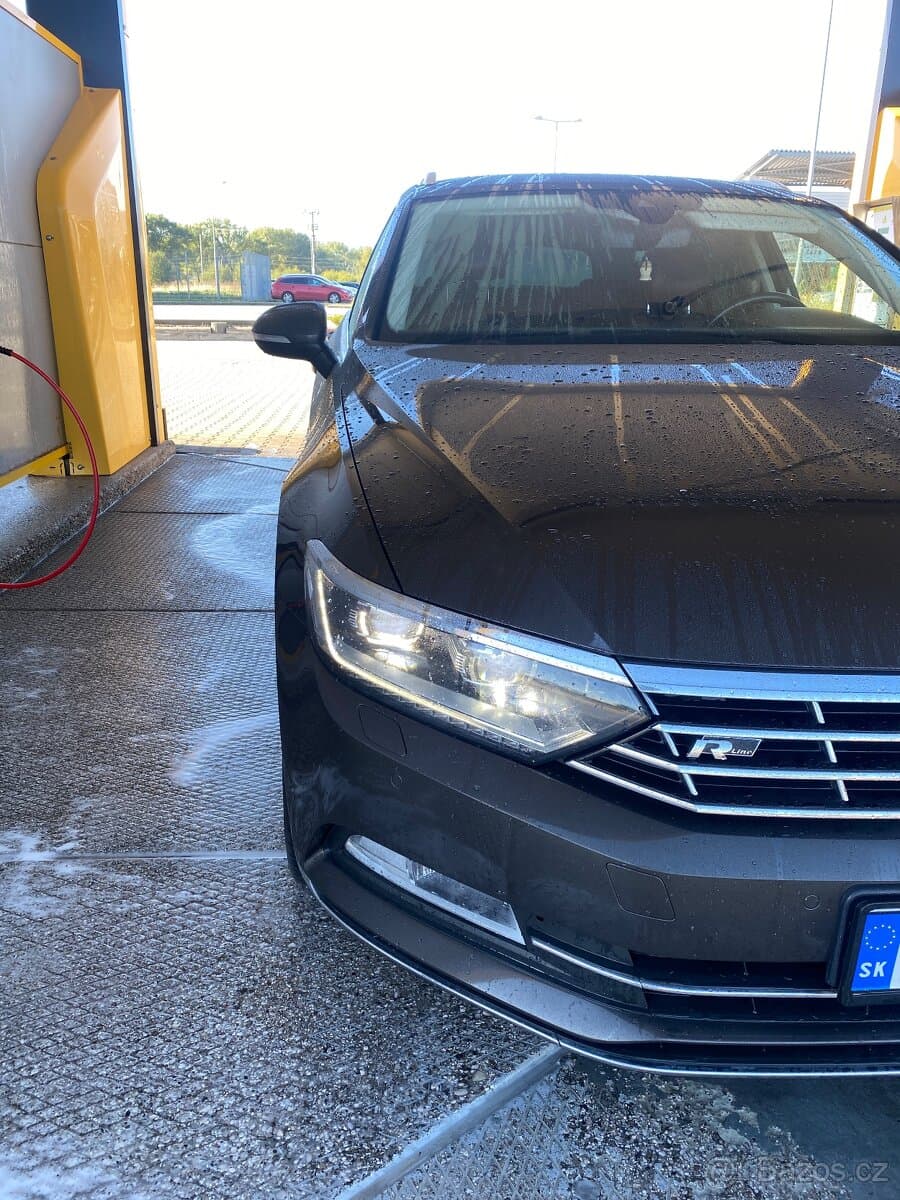 2015 Volkswagen PASSAT - 7