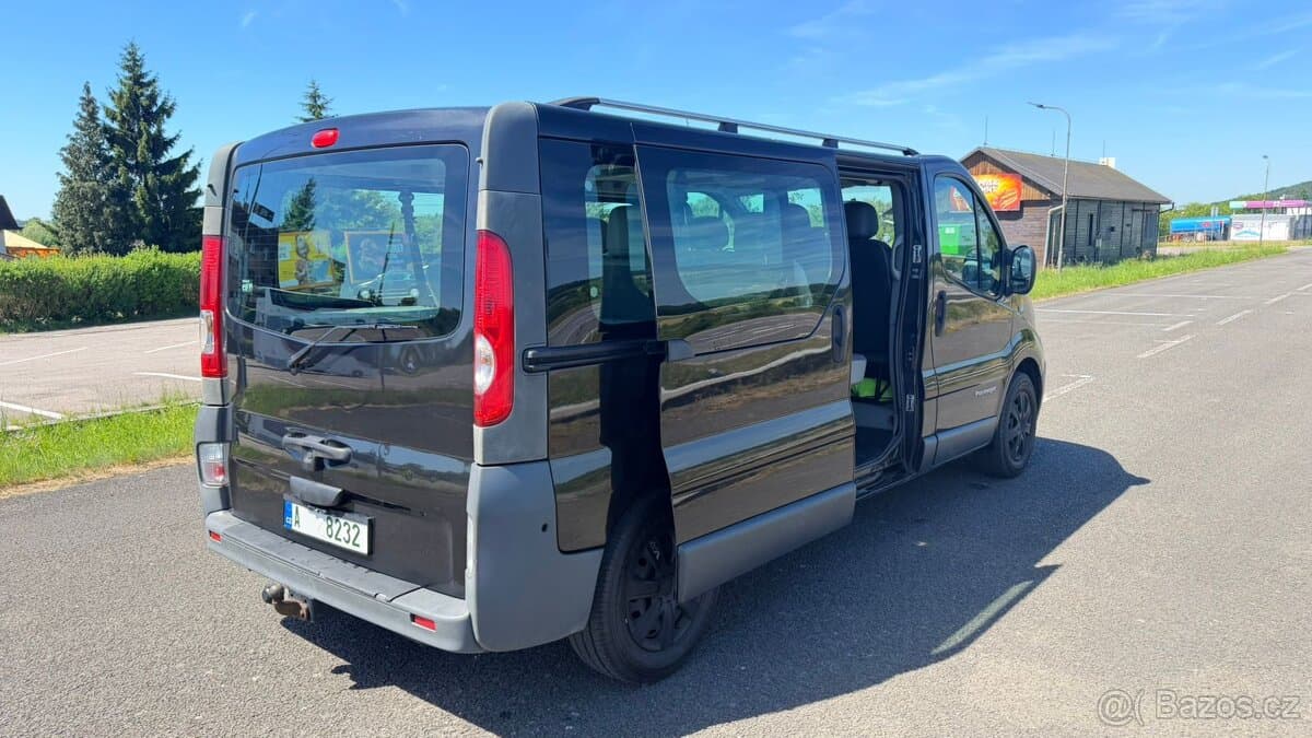 2010 Renault TRAFIC - 7