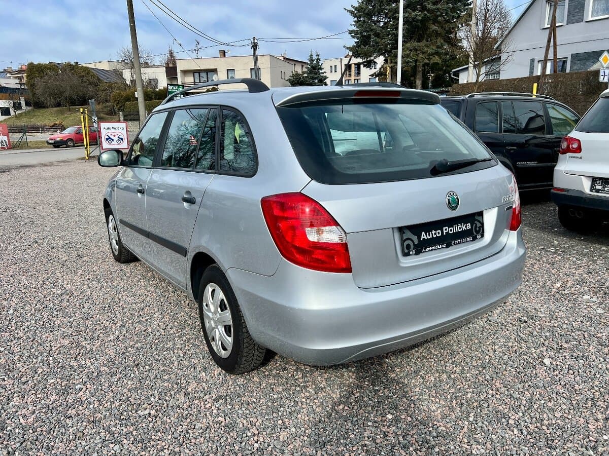 2011 Škoda FABIA - 7