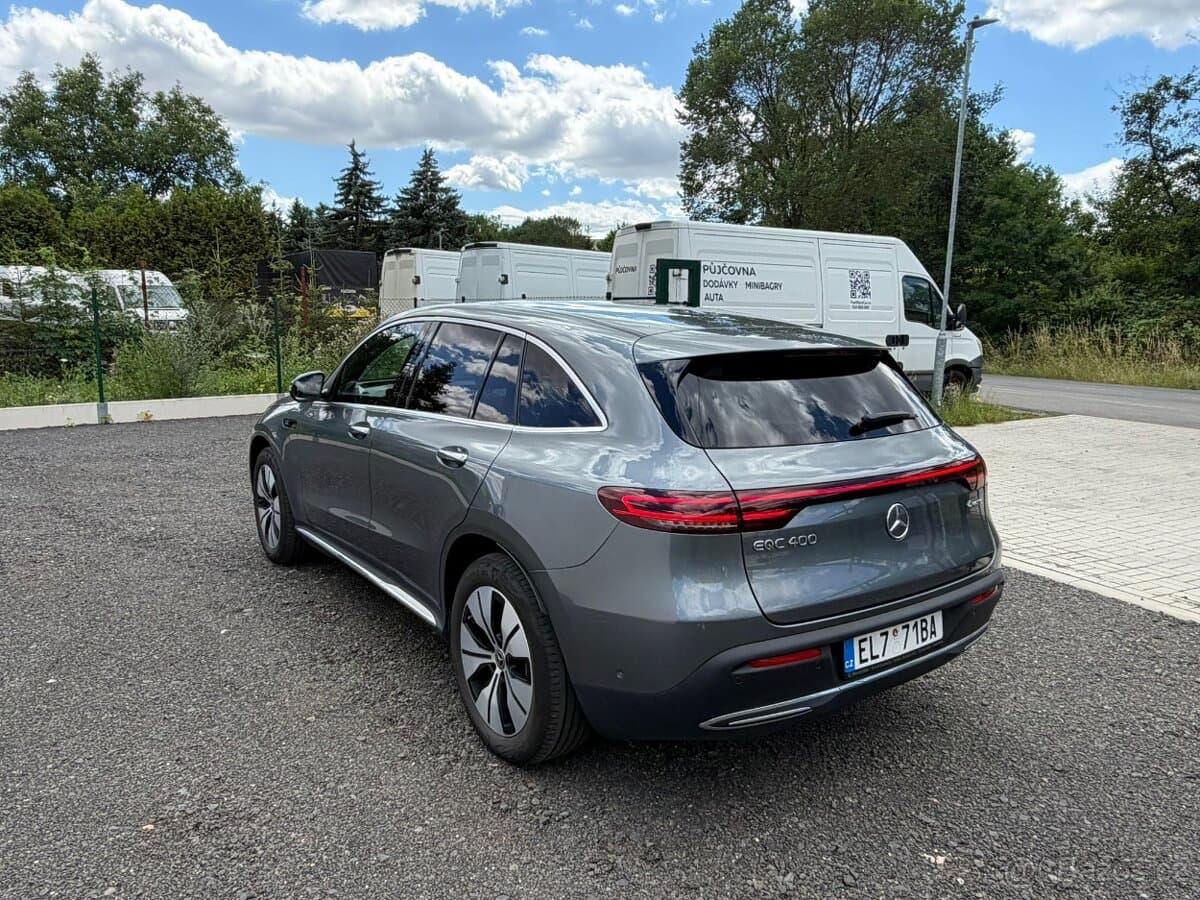 Mercedes-Benz EQC - 7