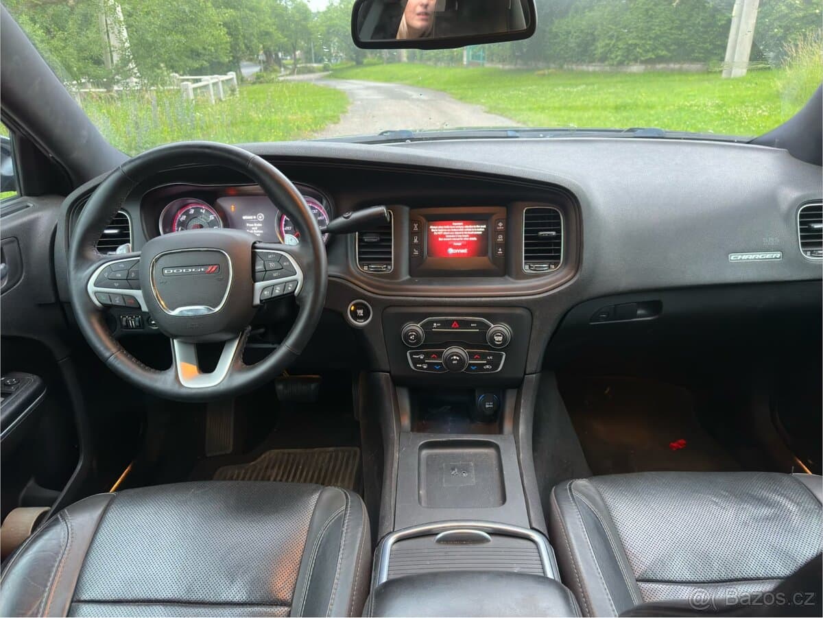 Dodge CHARGER - 7