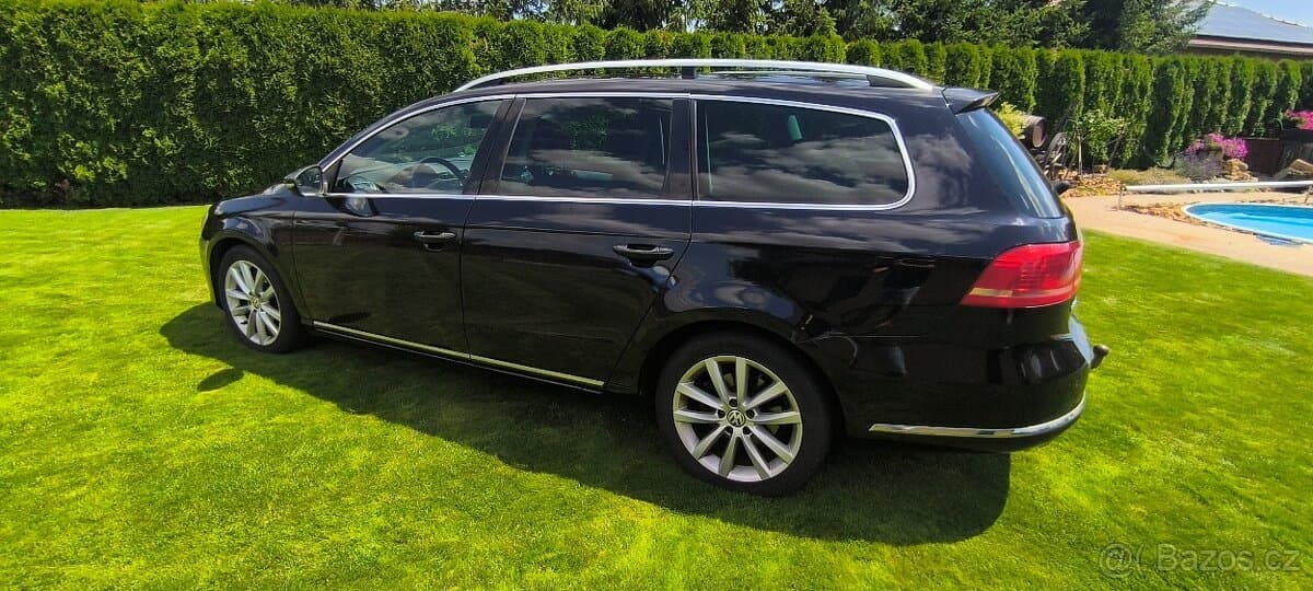 2012 Volkswagen PASSAT - 7
