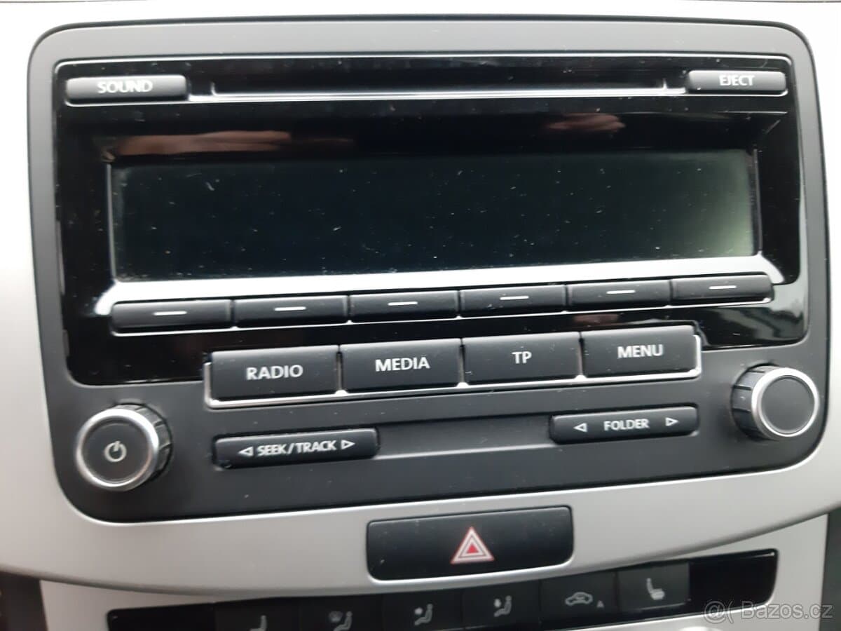2012 Volkswagen PASSAT - 7