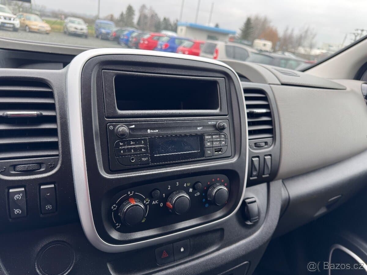 2017 Renault TRAFIC - 7