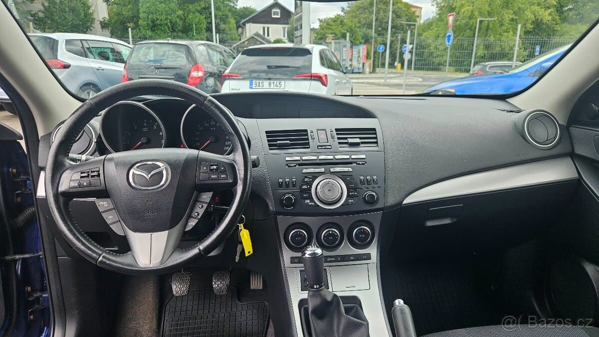 2010 Mazda 3 - 7