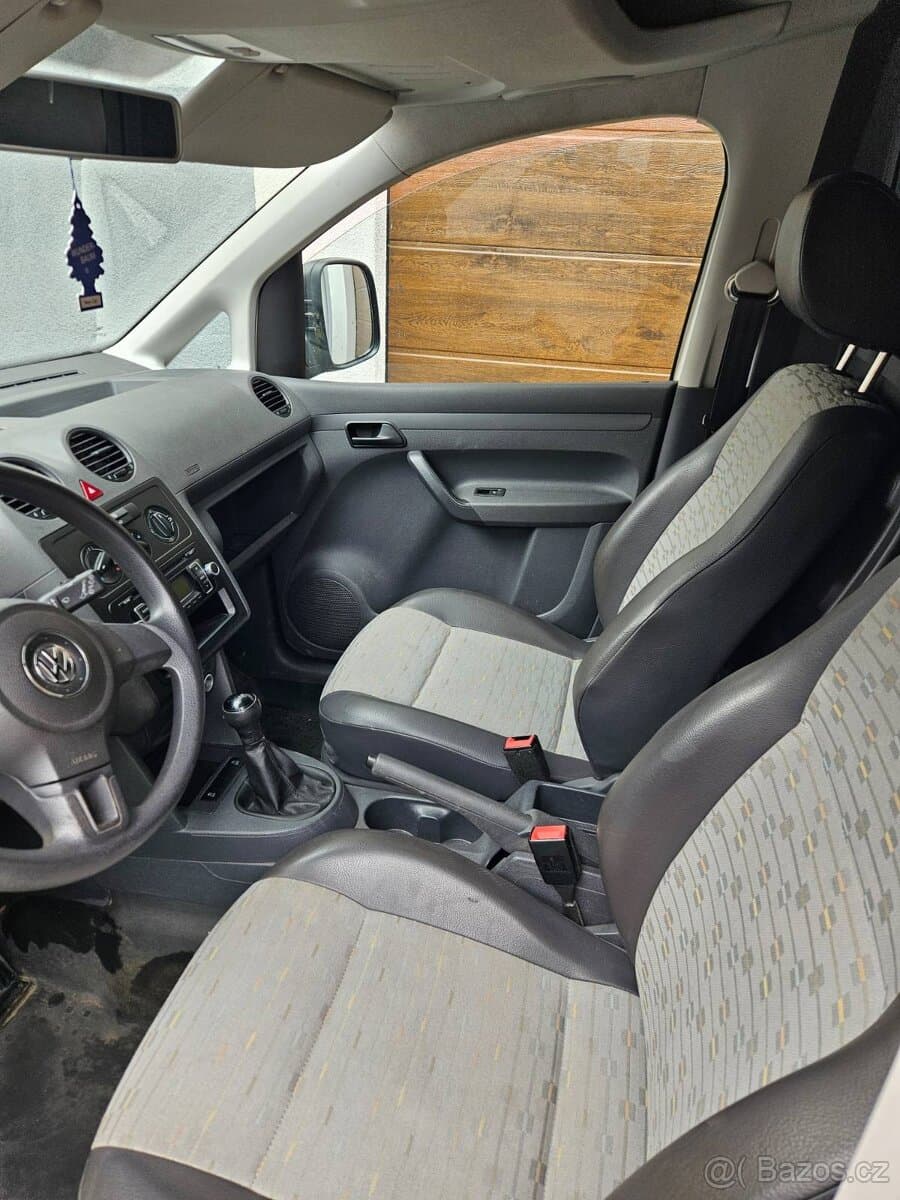 2011 Volkswagen CADDY - 7
