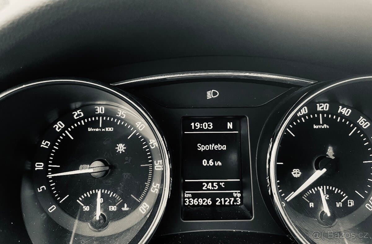 Škoda SUPERB - 7