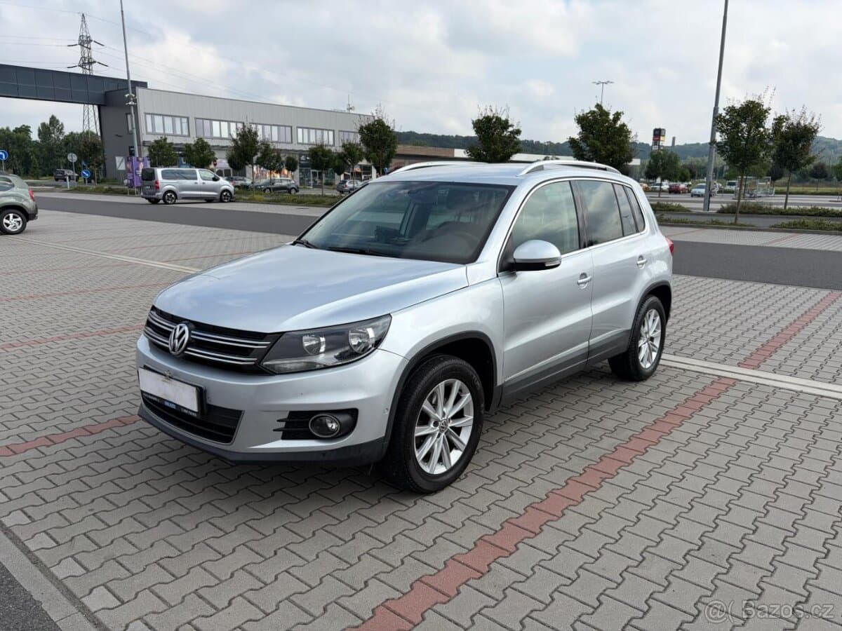 2012 Volkswagen TIGUAN - 7