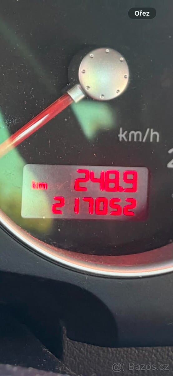 2004 Audi TT - 7
