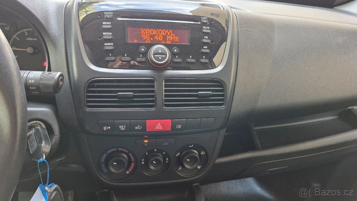 2018 Opel COMBO - 7