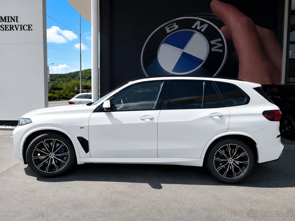 2024 BMW X5 - 7