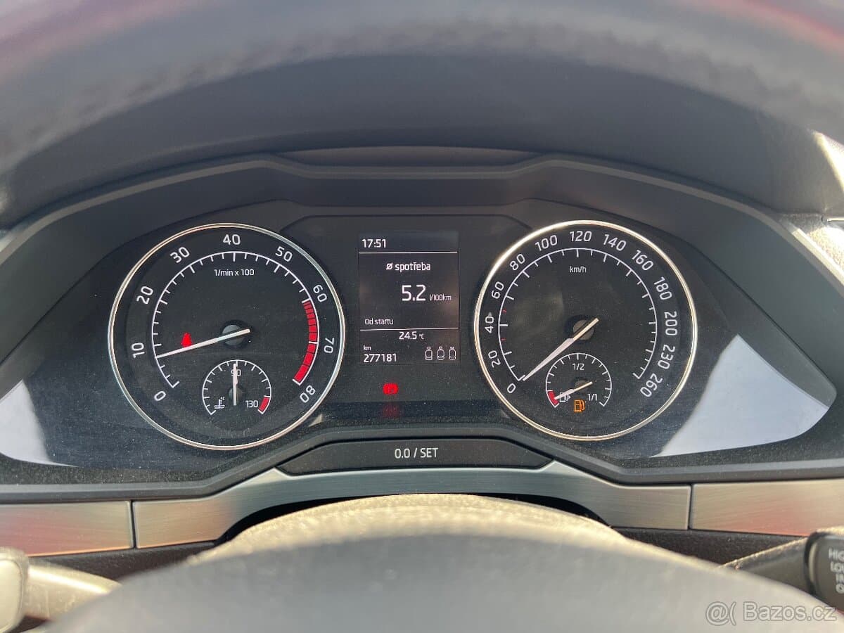 2018 Škoda SUPERB - 7