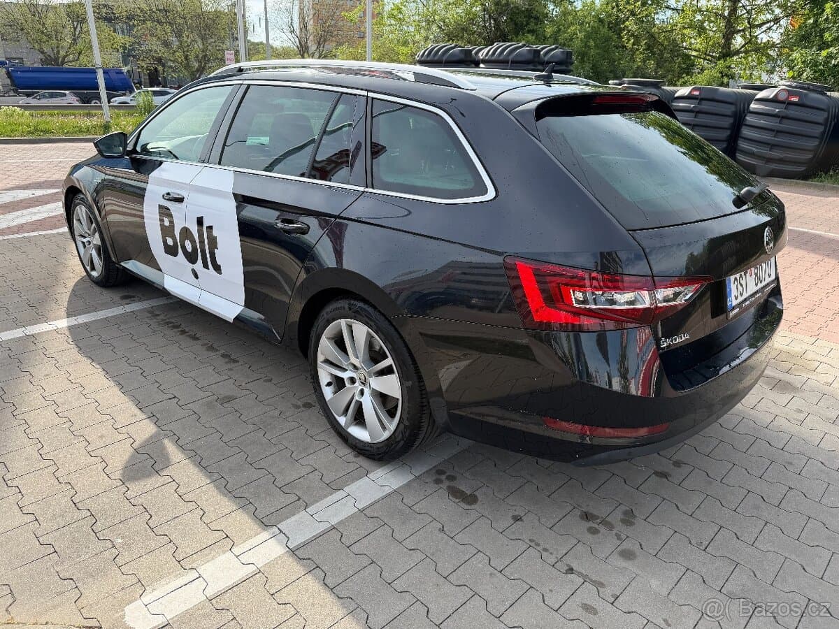 2016 Škoda SUPERB - 7