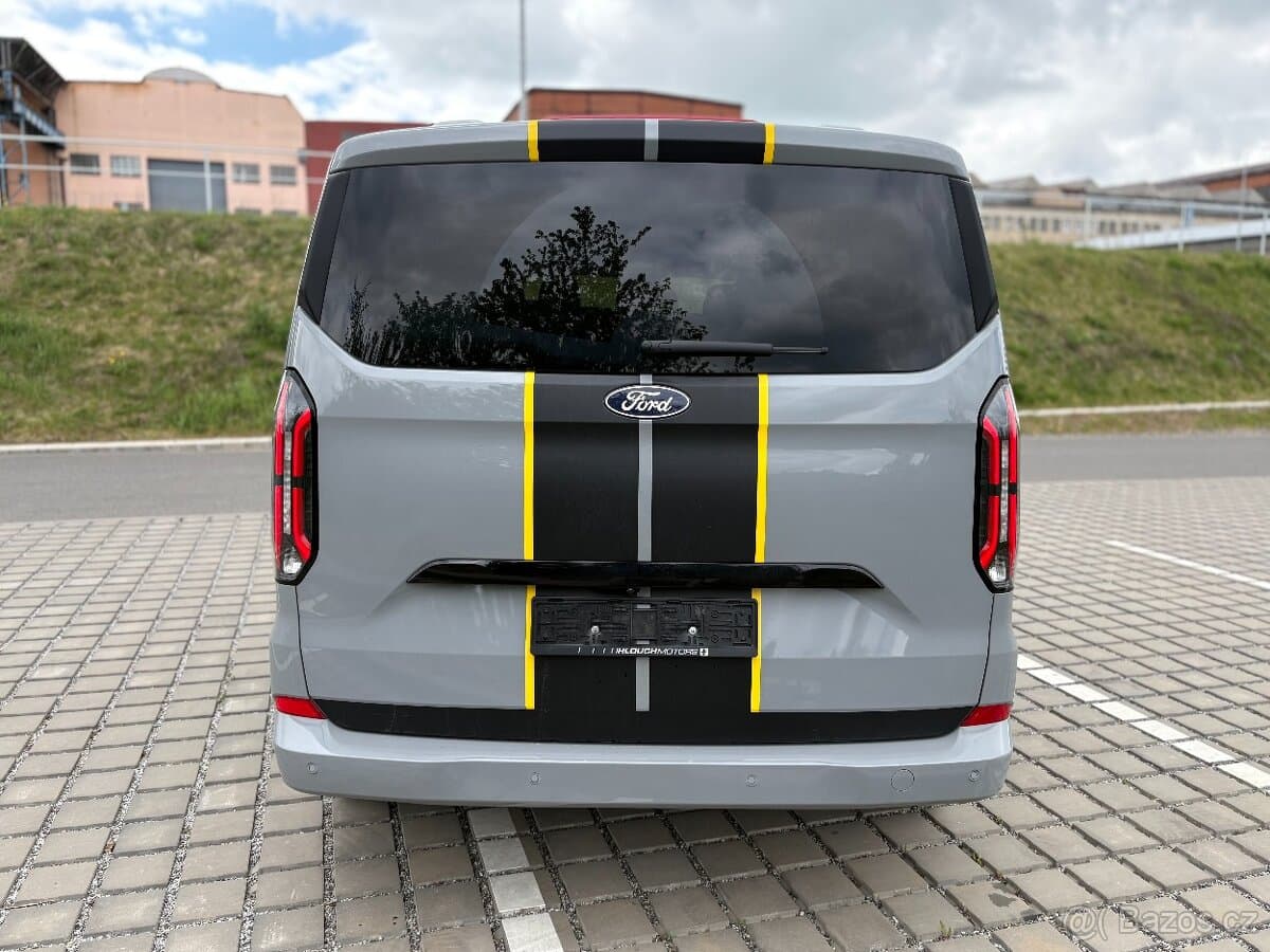 2025 Ford TOURNEO - 7