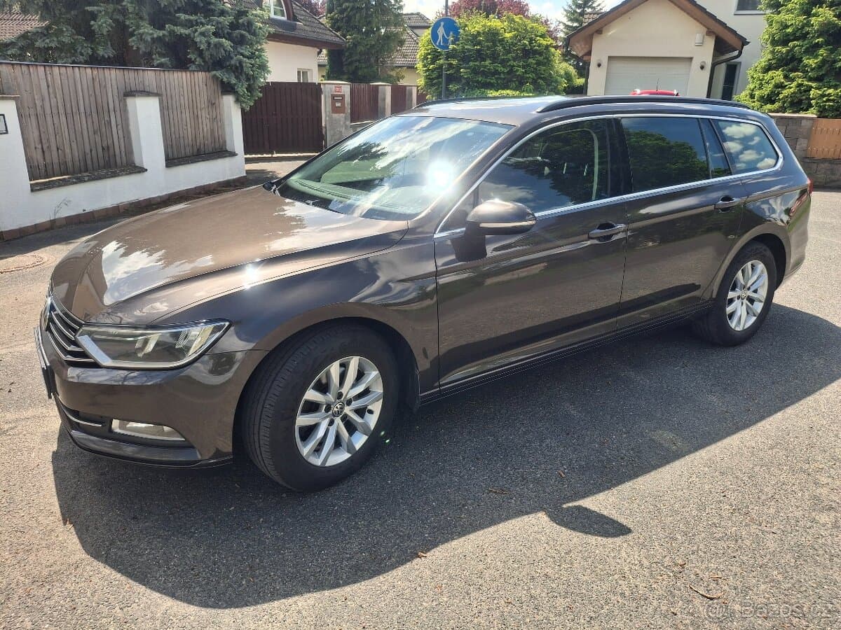 2016 Volkswagen PASSAT - 7