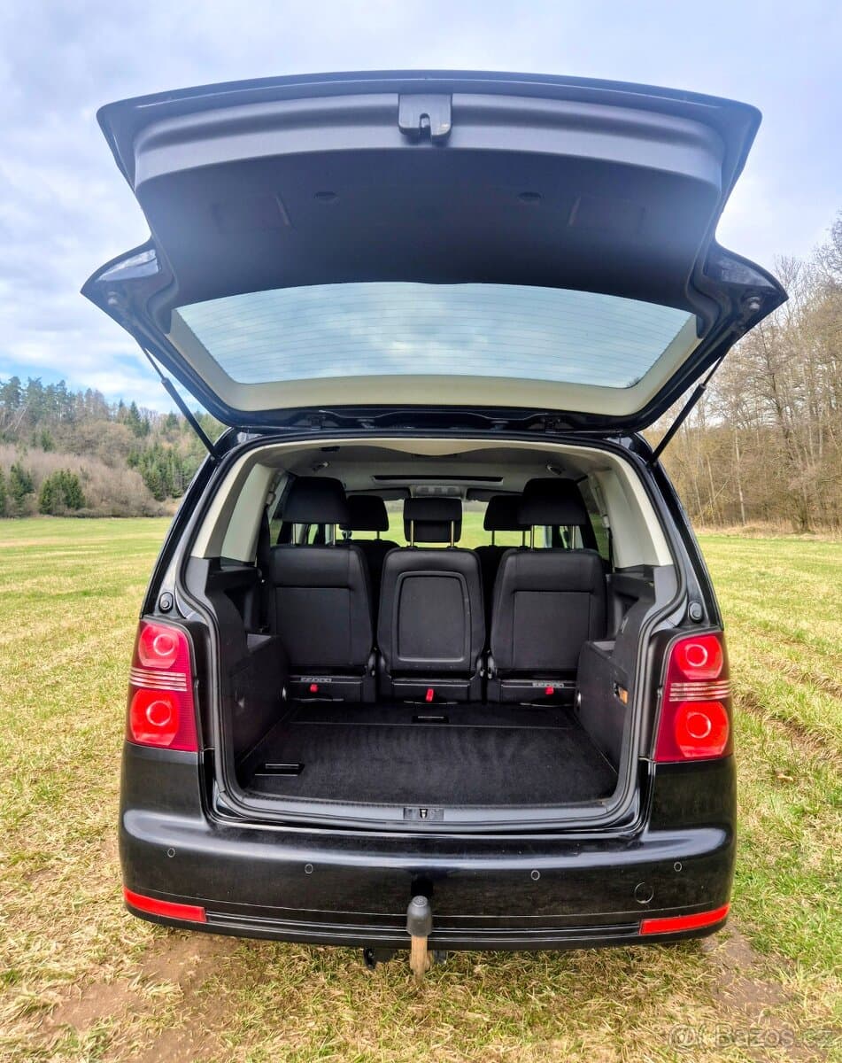 2010 Volkswagen TOURAN - 7