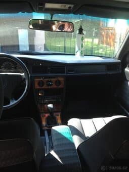1992 Mercedes-Benz 190 - 7