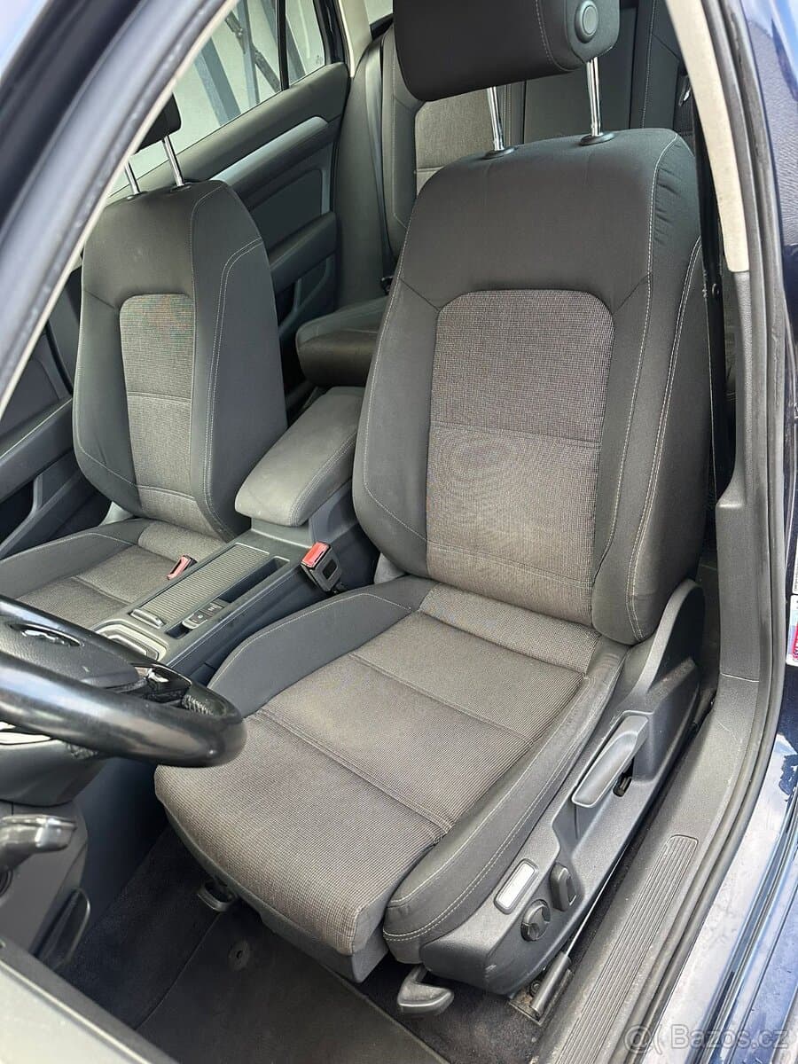 2015 Volkswagen PASSAT - 7