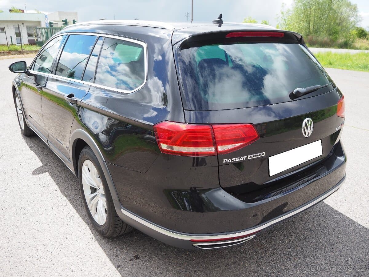 2016 Volkswagen PASSAT - 7