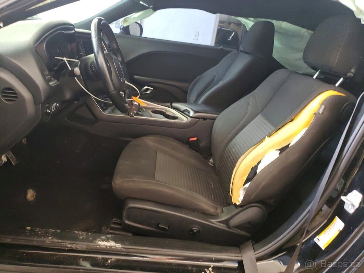 2019 Dodge CHALLENGER - 7